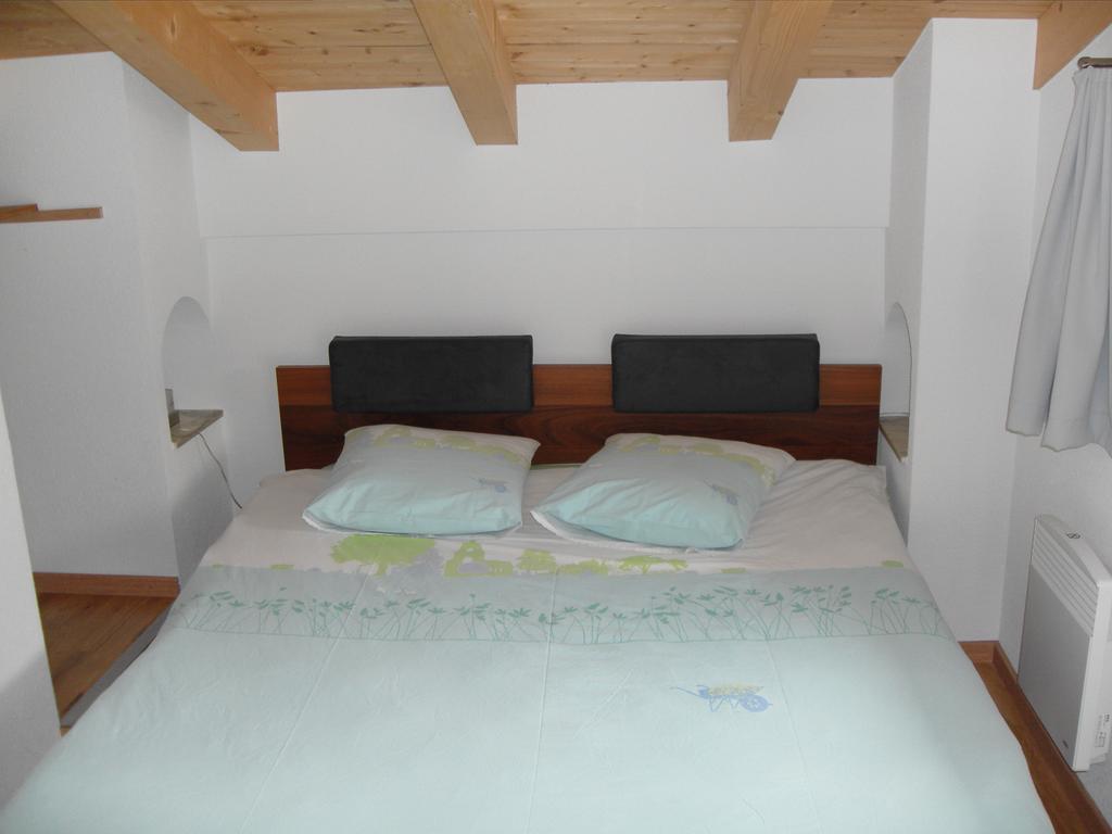 Hotel Au Creneau Gourmand Saillon Zimmer foto